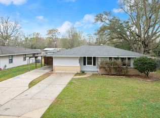 8955 Alma Dr, Baton Rouge, LA 70809