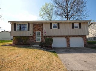 163 Bristol Dr, Decatur, IL 62521