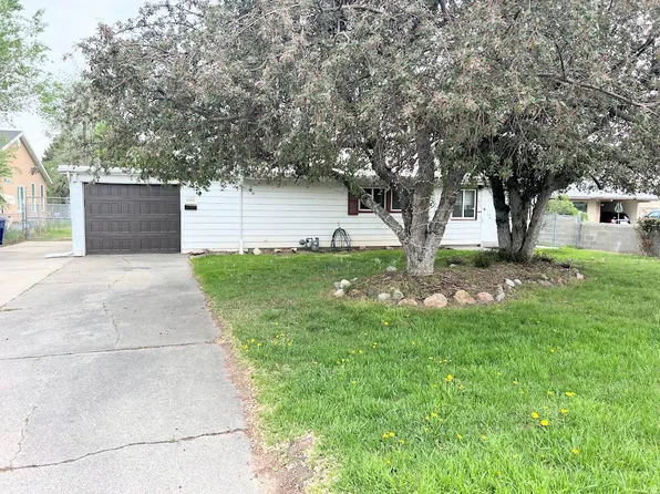 744 E 8425 S, Sandy, UT 84094