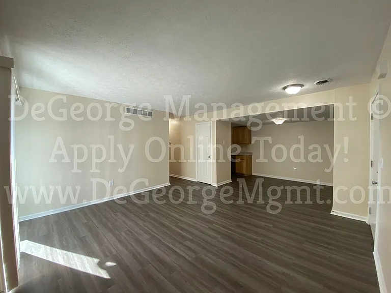 Pine Ridge Apartments — Photo 45