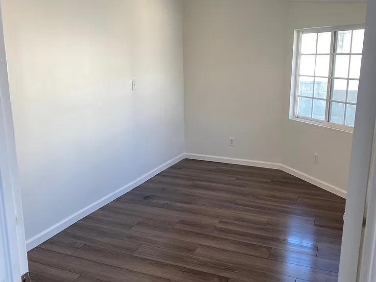 936 N Ditman Ave — Photo 11