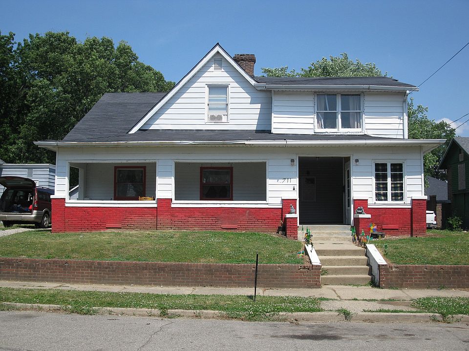 1st image of 711 N Walnut St
