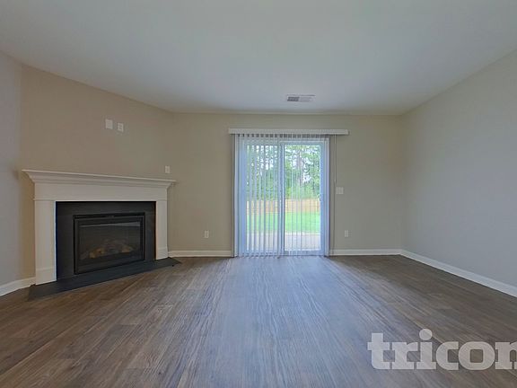 2nd image of 122 Denali Cir