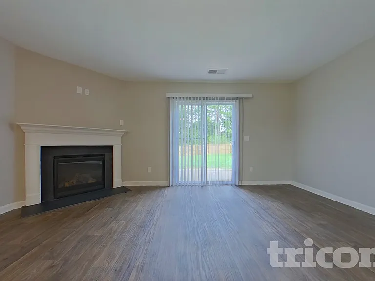 122 Denali Cir — Photo 2