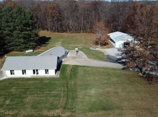 1501 Red Ball Trl, Greenville, IL 62246