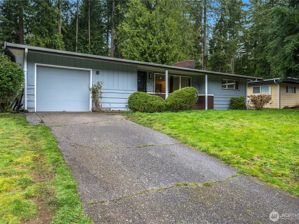 18327 Dayton Place N, Shoreline, WA 98133
