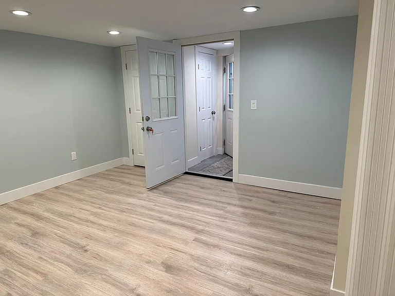 1617 Fairfax Ave — Photo 10