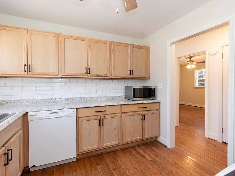 518 Buttonwood Dr — Photo 16