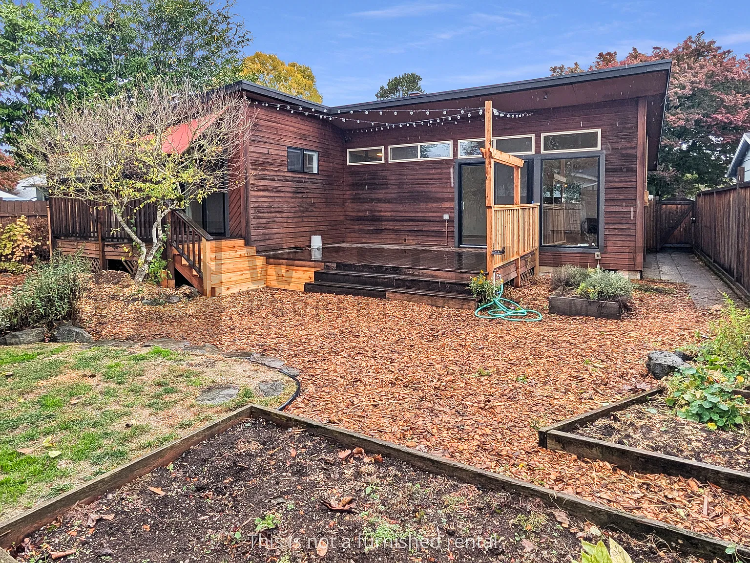 3 bed, 2250 sqft, $3,000 — Photo 1