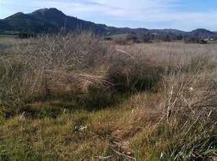 290 Lovers Ln, Ukiah, CA 95482