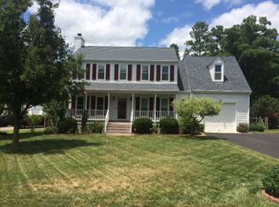 8036 Kentucky Derby Dr, Midlothian, VA 23112