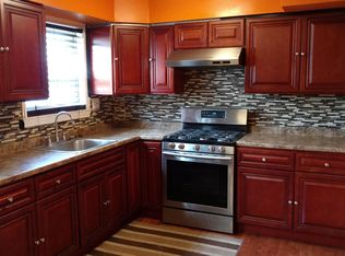 615 Avon Rd, Philadelphia, PA 19116