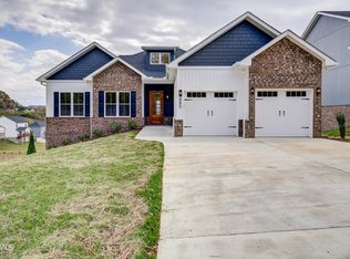 880 Granby Rd, Kingsport, TN 37660