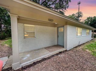 1327 Kings Dr, Tallahassee, FL 32301