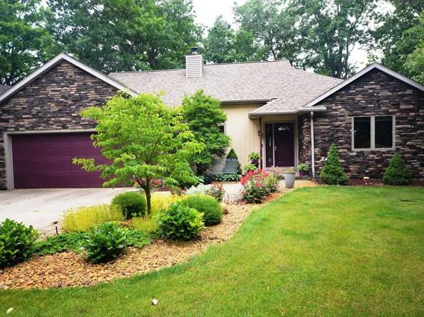 16000 Prairie Ronde Rd, Schoolcraft, MI 49087