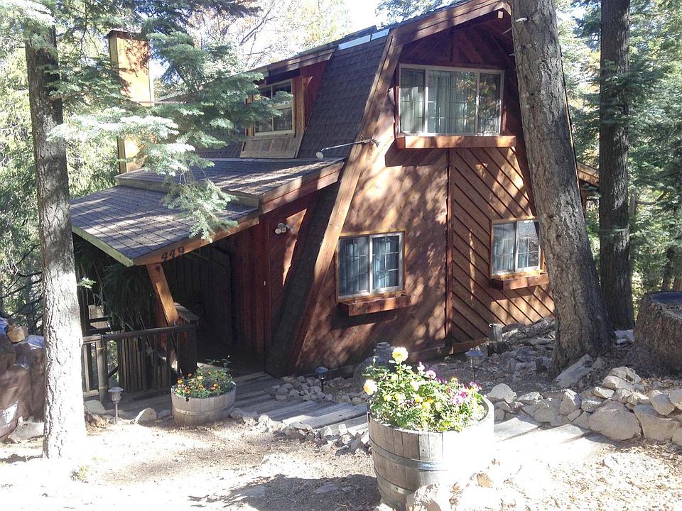 1st image of 449 Violet Dr