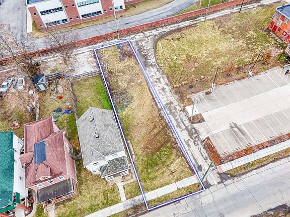 2nd image of 400 Miller Ave