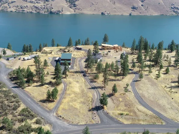 39580 Sterling Valley Rd N, Creston, WA 99147