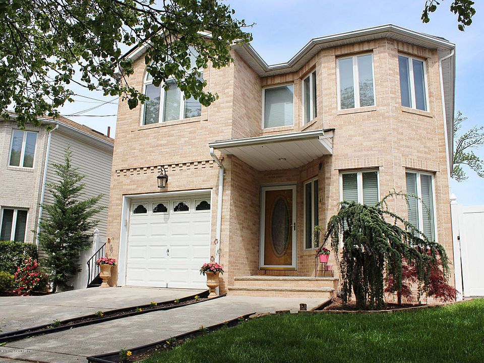 1st image of 41 Fabian St