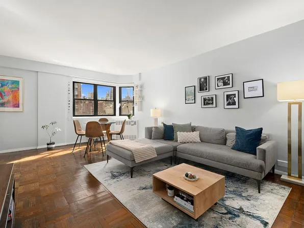176 E 77th St APT 10A, Manhattan, NY 10075