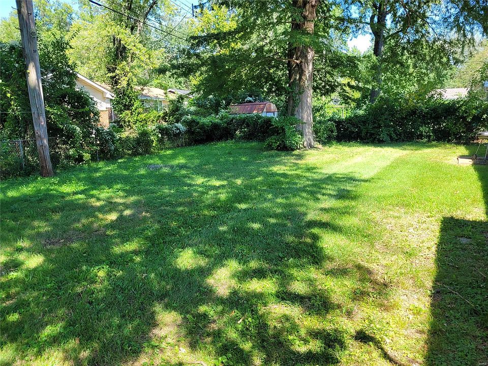 2nd image of 2221 Kerwin Dr