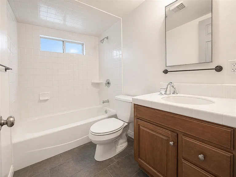 5434 Adams Ave — Photo 15