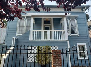 1671 11th St #A, Oakland, CA 94607