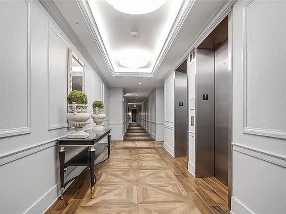 4th image of 700 Magazine St APT 410