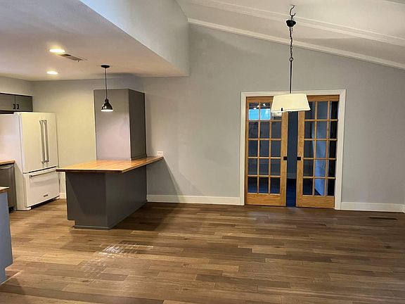 3rd image of 5203 Greenheart Dr