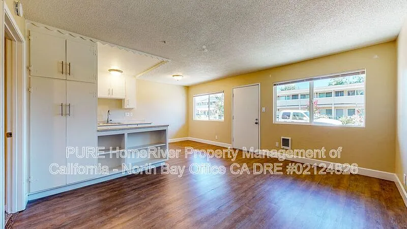 1 bed, 1.0 bath, 550 sqft, $1,795 — Photo 4