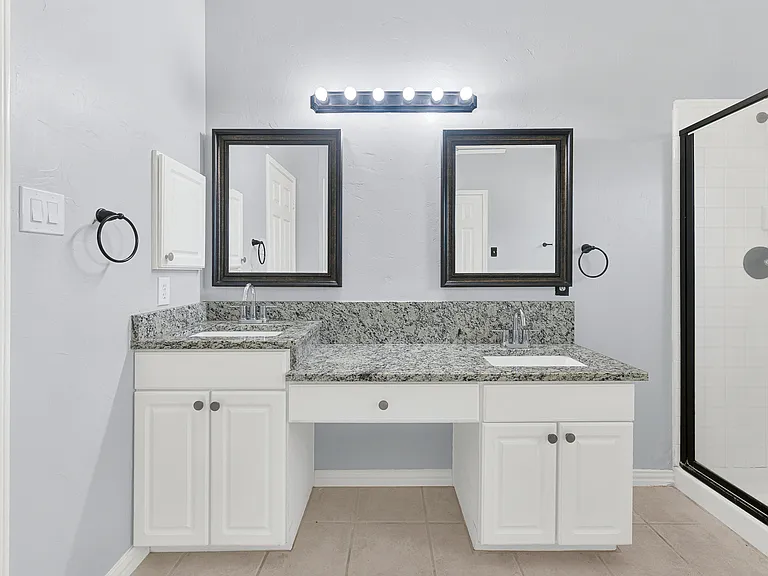 11201 Creekwood Dr — Photo 14