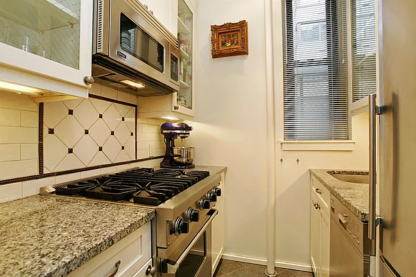 Sold by Corcoran | media 20