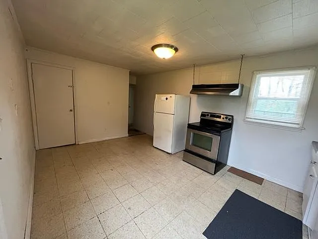 2248 Eldersville Rd — Photo 4