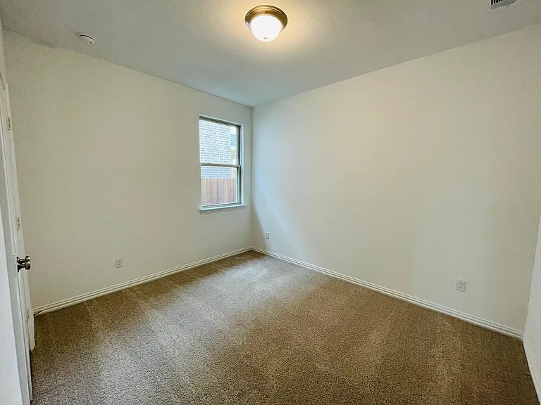 1836 Lockhart Dr — Photo 17
