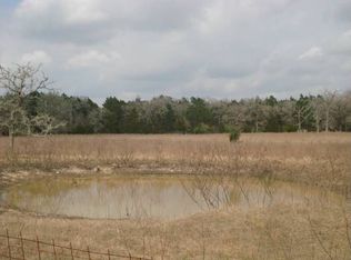 5651 Munke Rd, La Grange, TX 78945