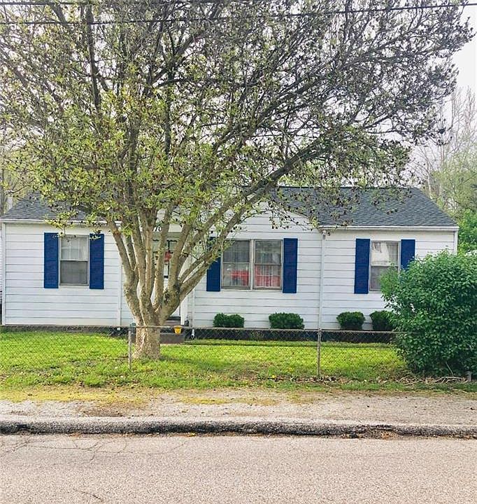1st image of 1101 Village Dr