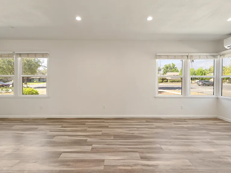 665 Hamilton Ave — Photo 13