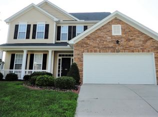 1910 Pavilion Dr, Whitsett, NC 27377
