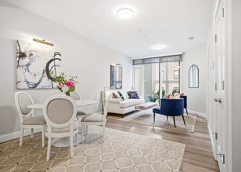 1st image of 771 Harrison Ave #303