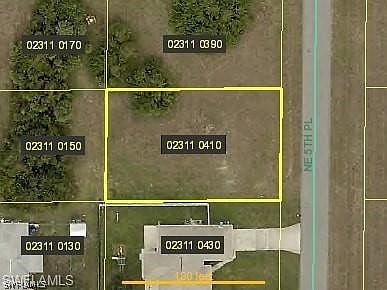 2nd image of 2616 NE 5th Pl