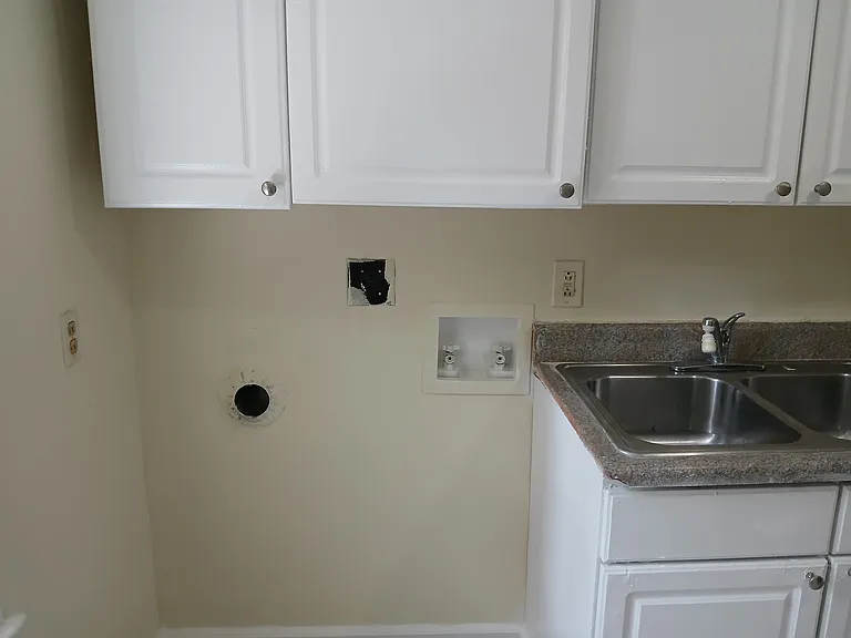 2117 Lasalle St #2 — Photo 12