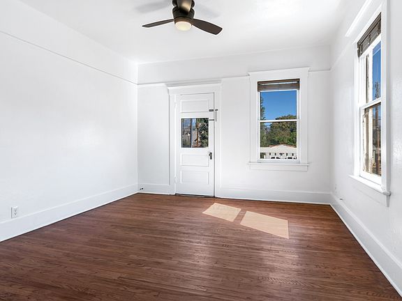 2nd image of 214 Sonora St