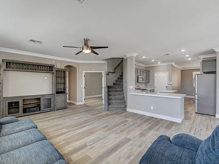 9610 Hawk Cliff Ave9_06012026