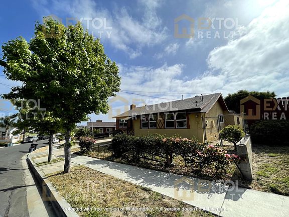 2nd image of 2616 Calle Serena