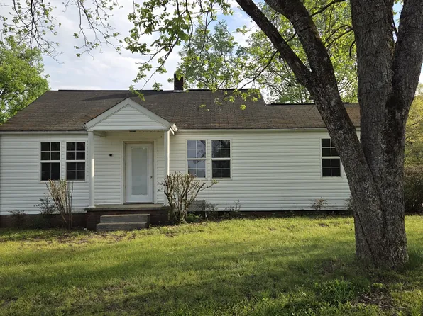 254 H West Cir, Madison, NC 27025