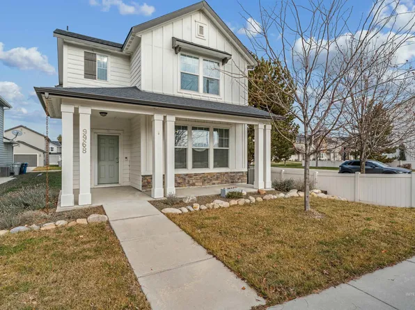 9968 W Smoke Ranch Dr, Boise, ID 83709