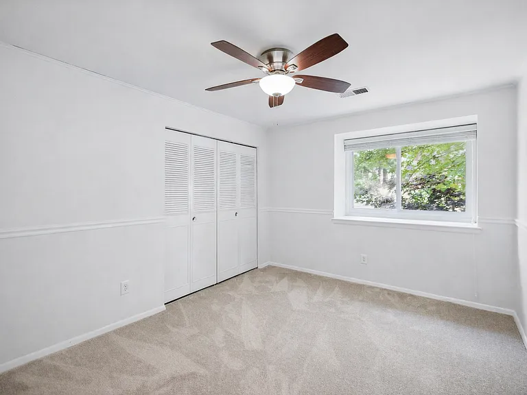 9923 Lake Landing Rd — Photo 21