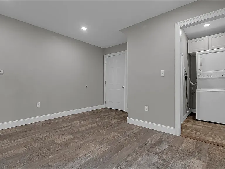 71 Cypress St #1 — Photo 8
