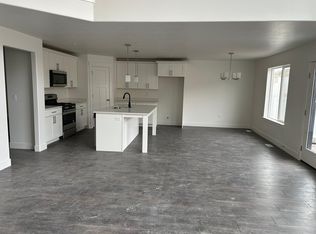 1408 W Quailhill Rd, Saratoga Springs, UT 84045