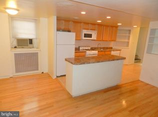 2227 Delancey Pl APT 3R, Philadelphia, PA 19103
